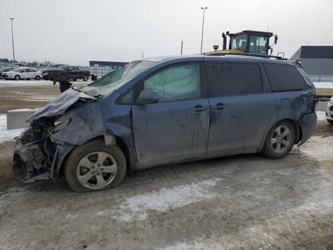 2015 Toyota Sienna, VIN 5TDKK3DC7FS662091. Фото 1 з 6 з аукціону Copart. Каталог авто зі США OpenDataCar.