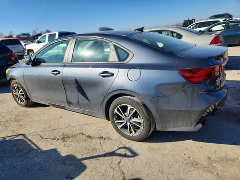 2024 Kia Forte, VIN 3KPF24AD3RE773966. Фото 2 з 6 з аукціону Copart. Каталог авто зі США OpenDataCar.
