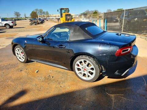 2018 Fiat 124 Spider, VIN JC1NFAEK2J0133992. Фото 2 из 6 с аукциона Copart. Каталог авто из США OpenDataCar.