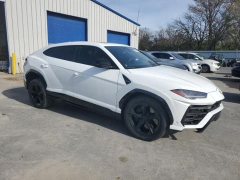 2021 Lamborghini Urus, VIN ZPBUA1ZL8MLA13299. Фото 4 з 6 з аукціону Copart. Каталог авто зі США OpenDataCar.