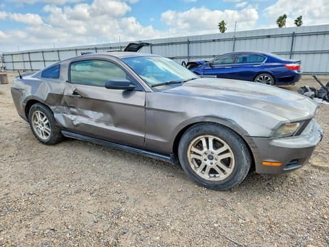 2011 Ford Mustang, VIN 1ZVBP8AM8B5106431. Фото 4 из 6 с аукциона Copart. Каталог авто из США OpenDataCar.