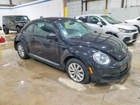 2015 Volkswagen Beetle, VIN 3VWF17AT5FM602940. Zdjęcie 4 z 6 z aukcji Copart. Katalog aut z USA OpenDataCar.