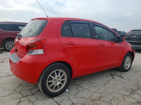 2011 Toyota Yaris, VIN JTDKT4K31B5340228. Фото 3 з 6 з аукціону Copart. Каталог авто зі США OpenDataCar.