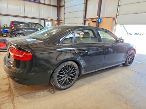 2015 Audi A4, VIN WAUKFCFL3FN037563. Фото 3 з 6 з аукціону Copart. Каталог авто зі США OpenDataCar.