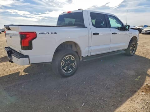 2023 Ford F-150 Lightning, VIN 1FTVW1EL8PWG56550. Фото 3 з 6 з аукціону Copart. Каталог авто зі США OpenDataCar.