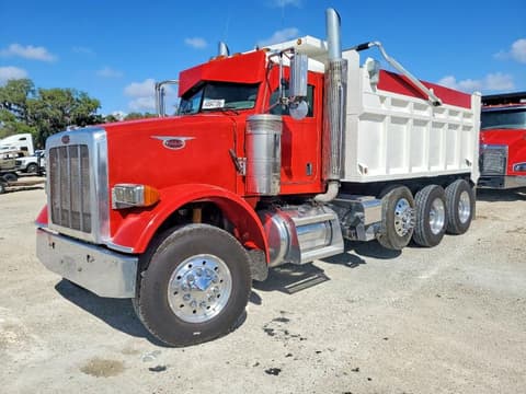 2022 Peterbilt tractor Dumptruck, VIN FLA120008. Фото 2 з 6 з аукціону Copart. Каталог авто зі США OpenDataCar.