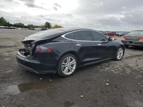 2015 Tesla Model S, VIN 5YJSA1E2XFF109193. Фото 3 з 6 з аукціону Copart. Каталог авто зі США OpenDataCar.