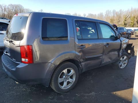 2015 Honda Pilot, VIN 5FNYF4H46FB003673. Фото 3 з 6 з аукціону Copart. Каталог авто зі США OpenDataCar.