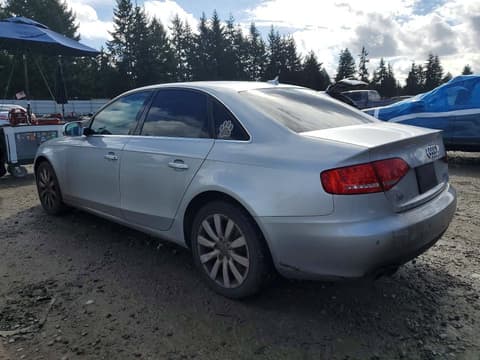 2011 Audi A4, VIN WAUEFAFL4BN012005. Фото 2 из 6 с аукциона Copart. Каталог авто из США OpenDataCar.