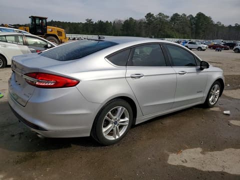 2018 Ford Fusion, VIN 3FA6P0LU4JR169899. Фото 3 з 6 з аукціону Copart. Каталог авто зі США OpenDataCar.