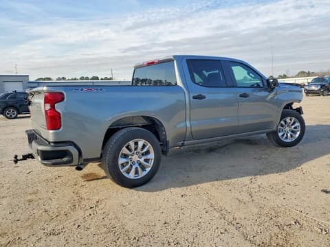 2025 Chevrolet Silverado, VIN 1GCPKBEKXSZ330421. Фото 3 з 6 з аукціону Copart. Каталог авто зі США OpenDataCar.