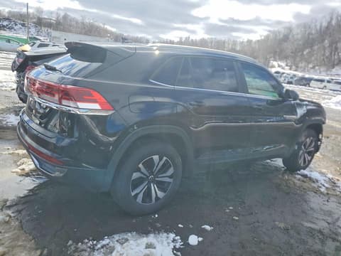 2024 Volkswagen Atlas Cross Sport, VIN 1V2LE2CA0RC234440. Фото 3 з 6 з аукціону Copart. Каталог авто зі США OpenDataCar.