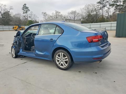 2017 Volkswagen Jetta, VIN 3VW2B7AJ8HM288097. Фото 2 з 6 з аукціону Copart. Каталог авто зі США OpenDataCar.