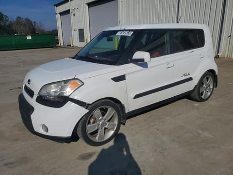2011 Kia Soul, VIN KNDJT2A24B7260709. Фото 1 з 6 з аукціону Copart. Каталог авто зі США OpenDataCar.