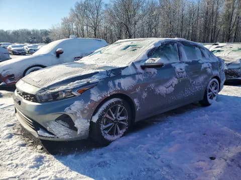 2023 Kia Forte, VIN 3KPF24AD6PE676290. Фото 1 з 6 з аукціону Copart. Каталог авто зі США OpenDataCar.