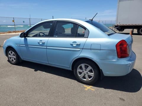 2010 Hyundai Accent, VIN KMHCN4AC0AU503628. Фото 2 з 6 з аукціону Copart. Каталог авто зі США OpenDataCar.