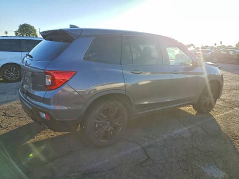 2021 Honda Passport, VIN 5FNYF7H23MB014689. Фото 3 з 6 з аукціону Copart. Каталог авто зі США OpenDataCar.