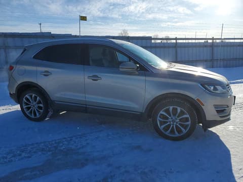 2017 Lincoln MKC, VIN 5LMCJ2D93HUL58107. Фото 4 из 6 с аукциона Copart. Каталог авто из США OpenDataCar.