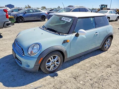 2013 Mini Cooper, VIN WMWSU3C58DT678082. Zdjęcie 1 z 6 z aukcji Copart. Katalog aut z USA OpenDataCar.