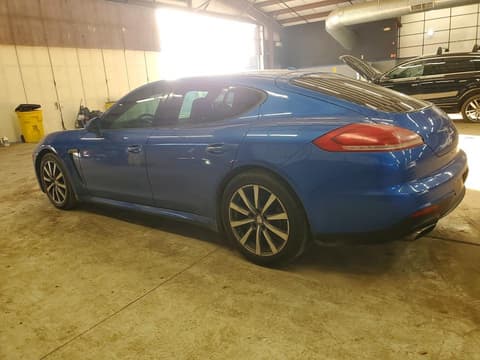 2015 Porsche Panamera, VIN WP0AA2A73FL002972. Фото 2 з 6 з аукціону Copart. Каталог авто зі США OpenDataCar.