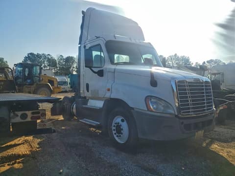 2016 Freightliner Cascadia 125, VIN 1FUBGEDV6GLHC5609. Фото 1 з 6 з аукціону Copart. Каталог авто зі США OpenDataCar.