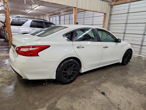 2016 Nissan Altima, VIN 1N4AL3AP8GC257544. Zdjęcie 3 z 6 z aukcji Copart. Katalog aut z USA OpenDataCar.