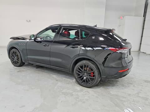 2021 Maserati Levante, VIN ZN661XUA3MX370731. Фото 2 з 6 з аукціону Copart. Каталог авто зі США OpenDataCar.