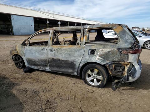 2020 Toyota Sienna, VIN 5TDKZ3DC7LS064851. Фото 2 из 6 с аукциона Copart. Каталог авто из США OpenDataCar.