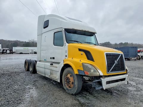 2012 Volvo VN, VIN 4V4NC9EJ9CN548190. Фото 1 з 6 з аукціону Copart. Каталог авто зі США OpenDataCar.