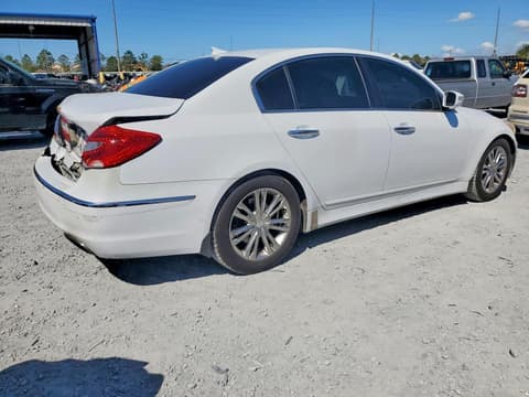 2013 Hyundai Genesis, VIN KMHGC4DD8DU257671. Фото 3 з 6 з аукціону Copart. Каталог авто зі США OpenDataCar.