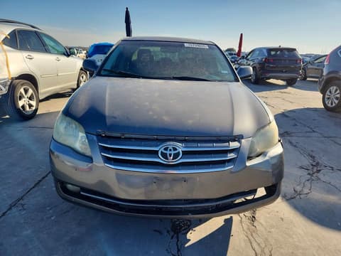 2005 Toyota Avalon, VIN 4T1BK36B75U035241. Фото 5 з 6 з аукціону Copart. Каталог авто зі США OpenDataCar.
