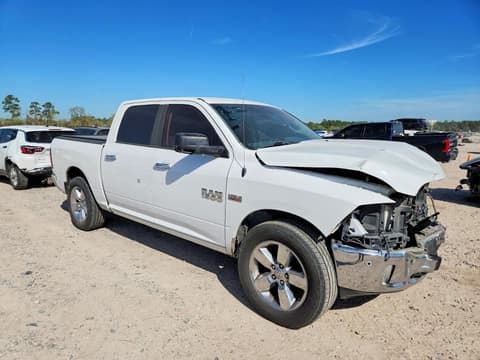 2015 Ram 1500, VIN 1C6RR6LT4FS562137. Фото 4 з 6 з аукціону Copart. Каталог авто зі США OpenDataCar.