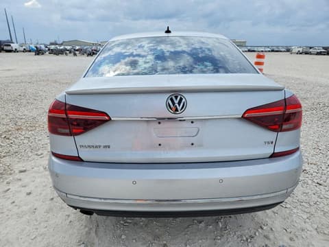 2018 Volkswagen Passat, VIN 1VWBA7A35JC008101. Фото 6 з 6 з аукціону Copart. Каталог авто зі США OpenDataCar.