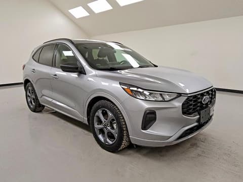 2023 Ford Escape, VIN 1FMCU0MN8PUB32574. Zdjęcie 4 z 6 z aukcji Copart. Katalog aut z USA OpenDataCar.