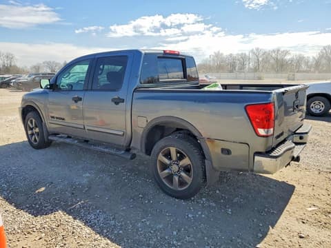 2015 Nissan Titan, VIN 1N6AA0EC9FN511994. Фото 2 з 6 з аукціону Copart. Каталог авто зі США OpenDataCar.