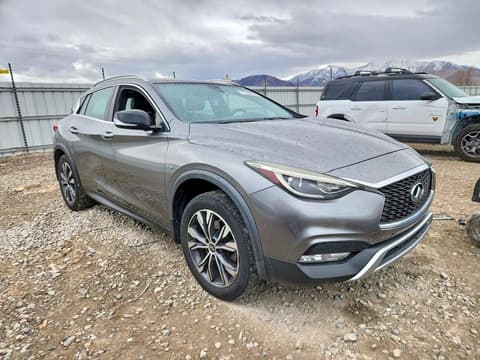 2017 Infiniti QX30, VIN SJKCH5CR6HA034864. Zdjęcie 4 z 6 z aukcji Copart. Katalog aut z USA OpenDataCar.