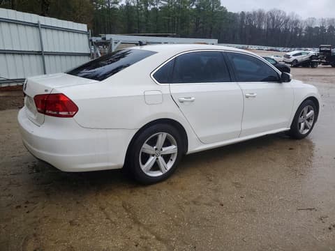 2013 Volkswagen Passat, VIN 1VWBP7A3XDC085016. Фото 3 з 6 з аукціону Copart. Каталог авто зі США OpenDataCar.