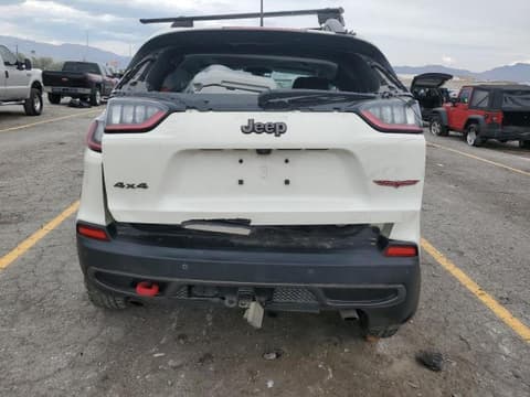 2019 Jeep Cherokee, VIN 1C4PJMBX2KD389572. Фото 6 з 6 з аукціону Copart. Каталог авто зі США OpenDataCar.