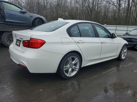 2015 Bmw 3 Series, VIN WBA3B3C5XFJ985519. Фото 3 з 6 з аукціону Copart. Каталог авто зі США OpenDataCar.