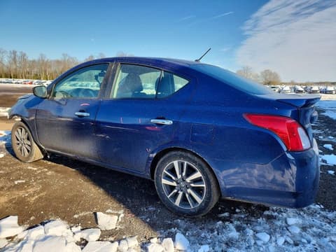 2019 Nissan Versa, VIN 3N1CN7AP7KL857329. Фото 2 з 6 з аукціону Copart. Каталог авто зі США OpenDataCar.