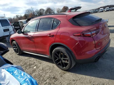 2019 Alfa romeo Stelvio, VIN ZASPAKANXK7C31930. Фото 2 з 6 з аукціону Copart. Каталог авто зі США OpenDataCar.
