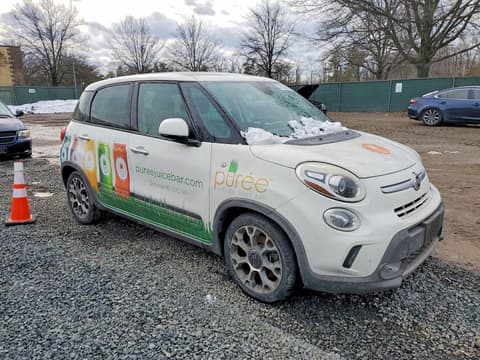 2014 Fiat 500L, VIN ZFBCFADH5EZ009137. Zdjęcie 4 z 6 z aukcji Copart. Katalog aut z USA OpenDataCar.