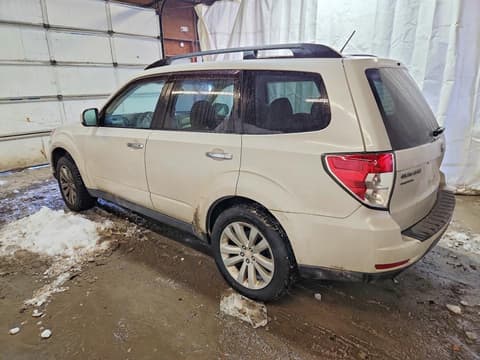 2011 Subaru Forester, VIN JF2SHADC0BH746997. Фото 2 з 6 з аукціону Copart. Каталог авто зі США OpenDataCar.