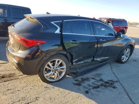 2018 Infiniti QX30, VIN SJKCH5CP7JA041035. Zdjęcie 3 z 6 z aukcji Copart. Katalog aut z USA OpenDataCar.