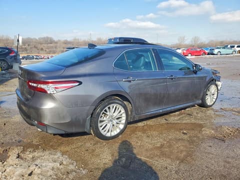 2020 Toyota Camry, VIN 4T1F11AK8LU314257. Фото 3 з 6 з аукціону Copart. Каталог авто зі США OpenDataCar.