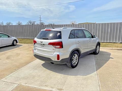 2014 Kia Sorento, VIN 5XYKTCA65EG456744. Фото 4 из 6 с аукциона Copart. Каталог авто из США OpenDataCar.