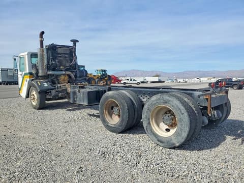 2000 Cranerrier Low Entry, VIN 1CYCCC489YT044559. Фото 3 з 6 з аукціону Copart. Каталог авто зі США OpenDataCar.