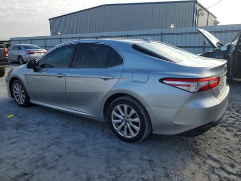2019 Toyota Camry, VIN 4T1B11HK8KU813921. Фото 2 з 6 з аукціону Copart. Каталог авто зі США OpenDataCar.