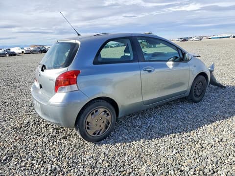 2009 Toyota Yaris, VIN JTDJT903195252057. Фото 3 з 6 з аукціону Copart. Каталог авто зі США OpenDataCar.