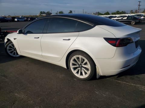 2021 Tesla Model 3, VIN 5YJ3E1EB5MF071538. Фото 2 з 6 з аукціону Copart. Каталог авто зі США OpenDataCar.